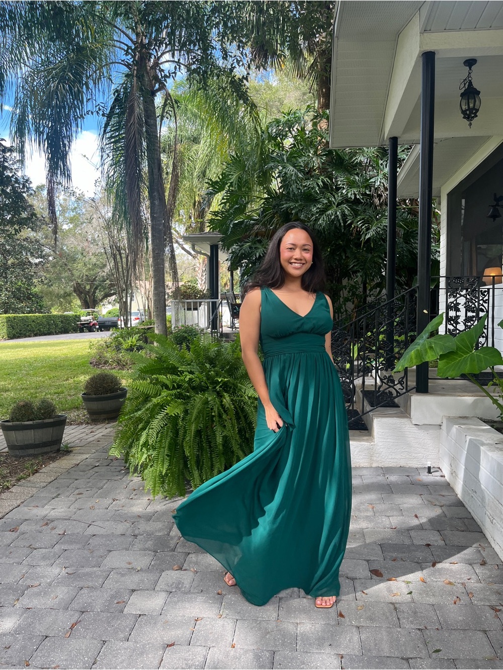 Emerald Green V-Neck Maxi Dress